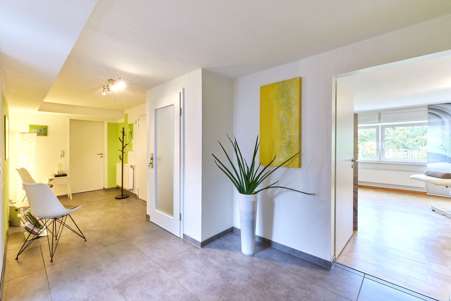 Praxiseingang Osteopathie Koblenz Peter Zimmermann und Daniel Peifer